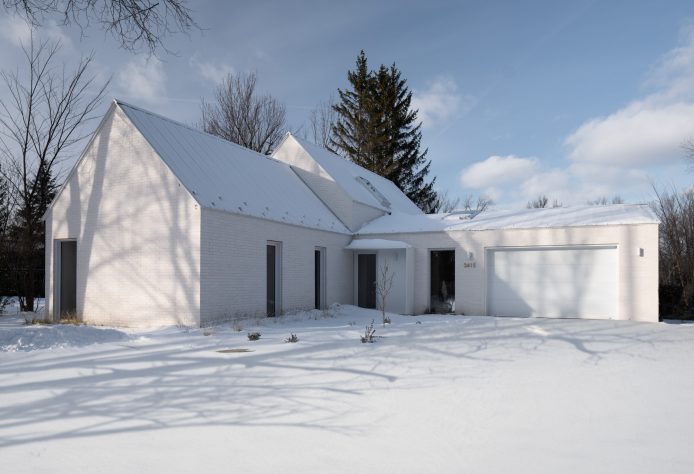 The White House, laval, Quebec. Architecture, Design, white.